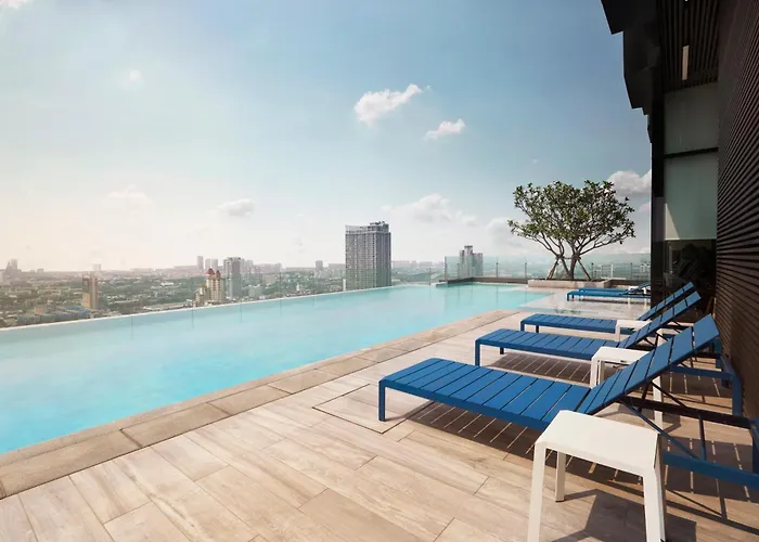 Hotel The Quarter Ari By Uhg 4*