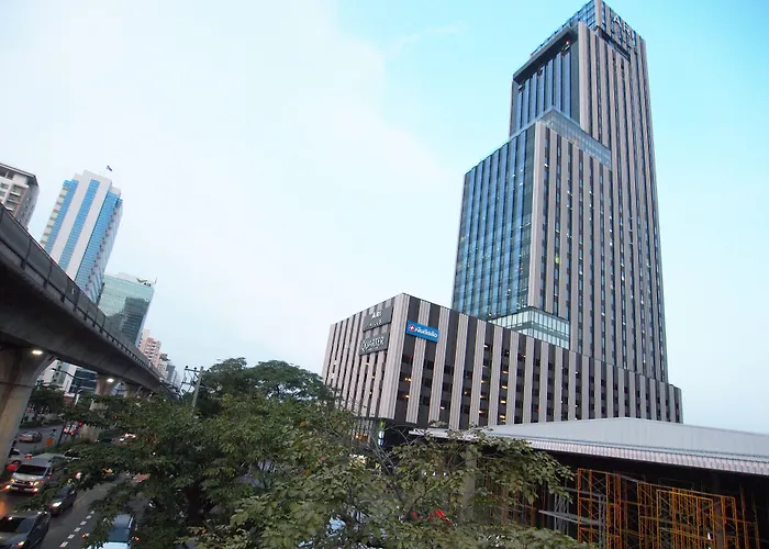 The Quarter Ari By Uhg Hotel